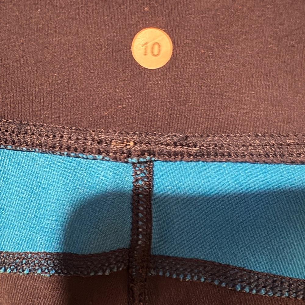 Lululemon Blue Athletic Pants. Size 10 - Picture 3 of 5